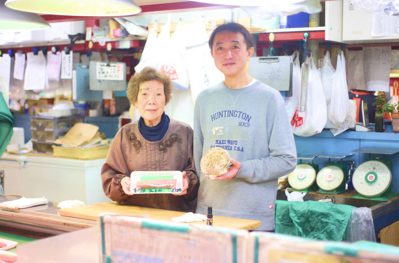 佐藤利（義勝）商店の店舗の写真